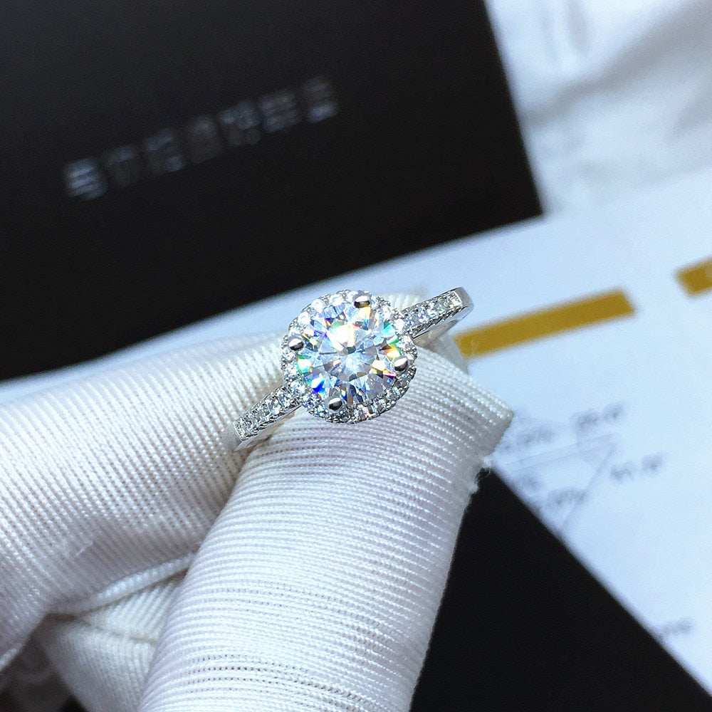 Moissanite Diamond Engagement Ring